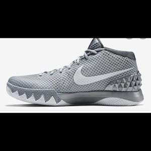 Kyrie 1’s Wolf Grey..... Mens size 7